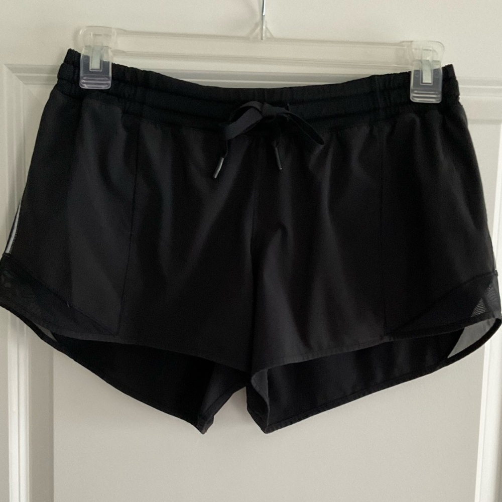 Lululemon Hotty Hot shorts